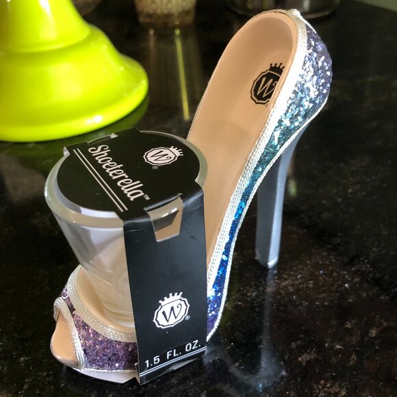 SHOETERELLA HIGH HEEL STILETTO SHOE SHOT GLASS GIFT NWT - Picture 1 of 3